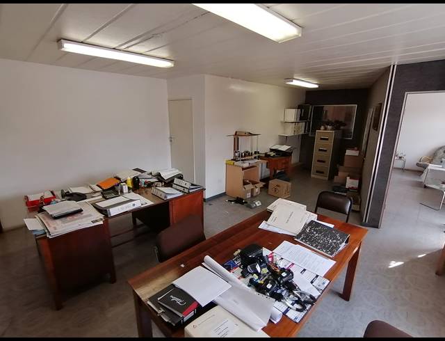 1,335M² WAREHOUSE FOR SALE IN ANDERBOLT